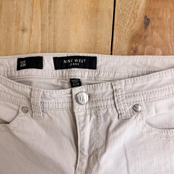 Nine West Tan Capris Jeans Rhinestones Size 8 - Picture 3 of 7